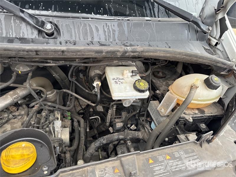 Renault Master dCi 135 Vehicule Utilitaire Cargo Van Kaubikud