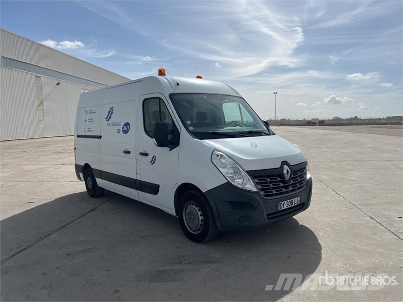 Renault Master dCi 135 Vehicule Utilitaire Cargo Van Kaubikud