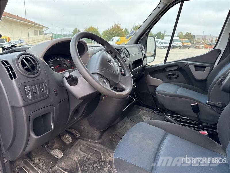 Renault Master dCi 135 Vehicule Utilitaire Cargo Van Kaubikud