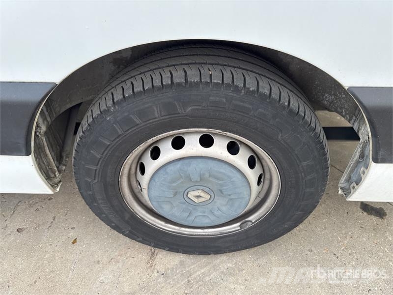 Renault Master dCi 135 Vehicule Utilitaire Cargo Van Kaubikud