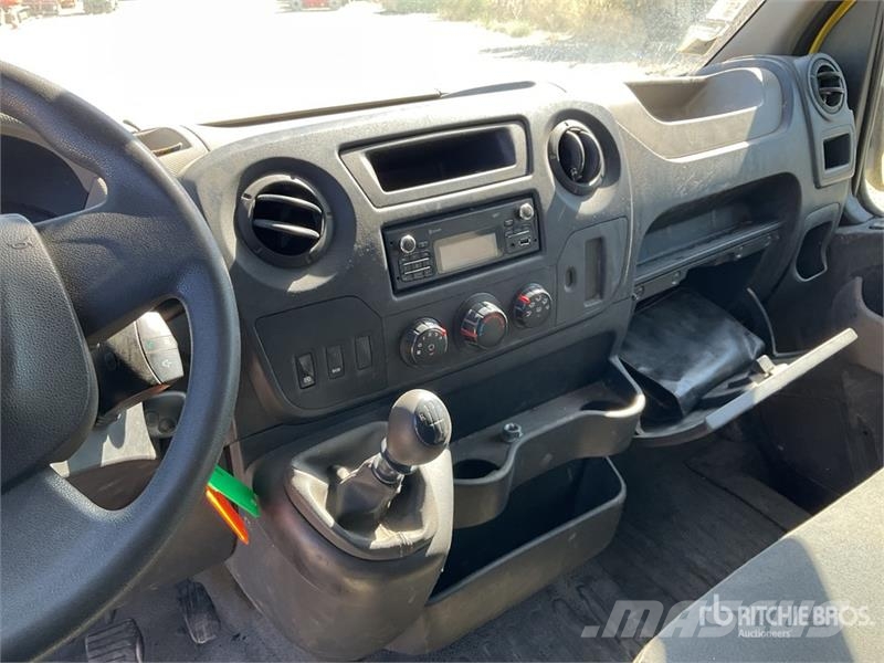 Renault Master dCi 135 Vehicule Utilitaire Cargo Van Furgonetas /Furgón