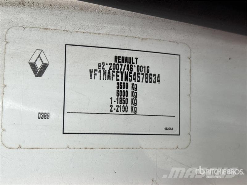 Renault Master dCi 135 Vehicule Utilitaire Cargo Van Kaubikud