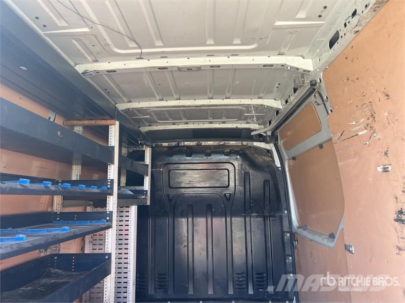 Renault Master dCi 145 Energy Vehicule Utilitaire Cargo Va Furgonetas /Furgón