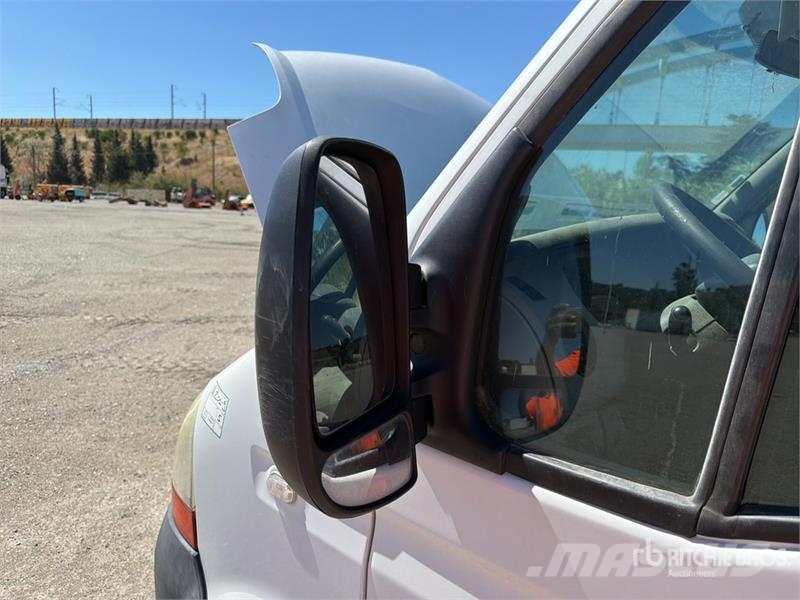 Renault Master dCi 90 4x2 Camion Benne Dump Truck شاحنات قلابة
