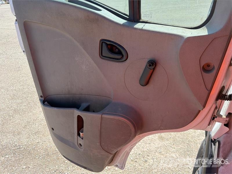 Renault Master dCi 90 4x2 Camion Benne Dump Truck شاحنات قلابة