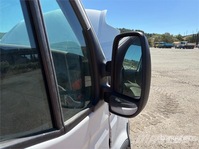 Renault Master dCi 90 4x2 Camion Benne Dump Truck شاحنات قلابة