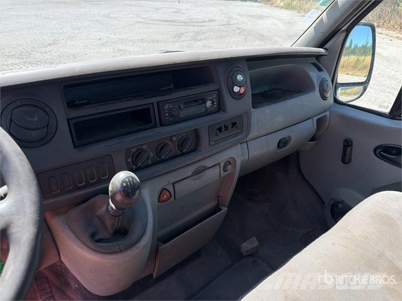 Renault Master dCi 90 4x2 Camion Benne Dump Truck شاحنات قلابة
