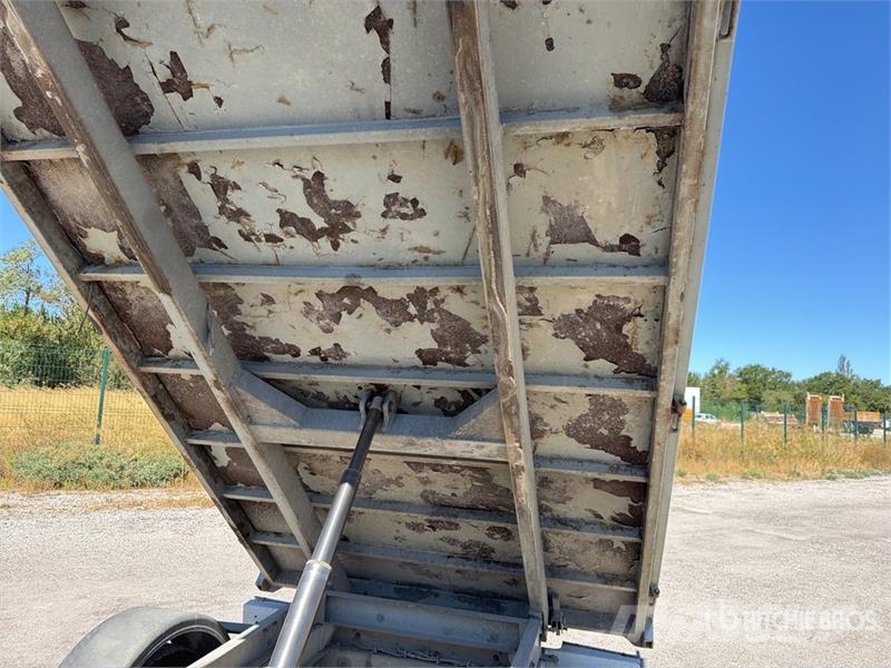 Renault Master dCi 90 4x2 Camion Benne Dump Truck شاحنات قلابة