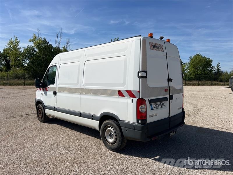 Renault Master DCI120 Vehicule Utilitaire Cargo Van (Inope شاحنة مقفلة