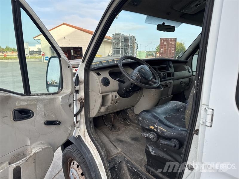 Renault Master dCi120 Camion Plateau Flatbed Truck Pritschenwagen/Pritschenwagen mit Seitenklappe