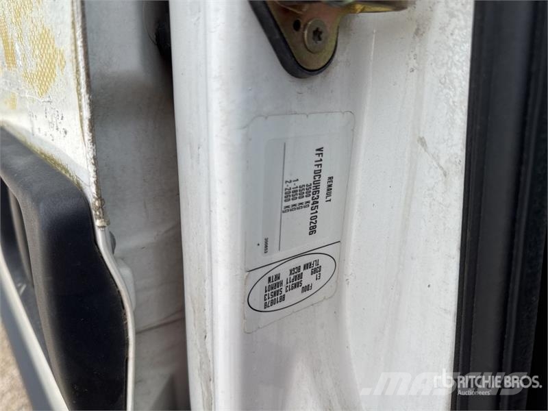 Renault Master DCI120 Vehicule Utilitaire Cargo Van (Inope شاحنة مقفلة