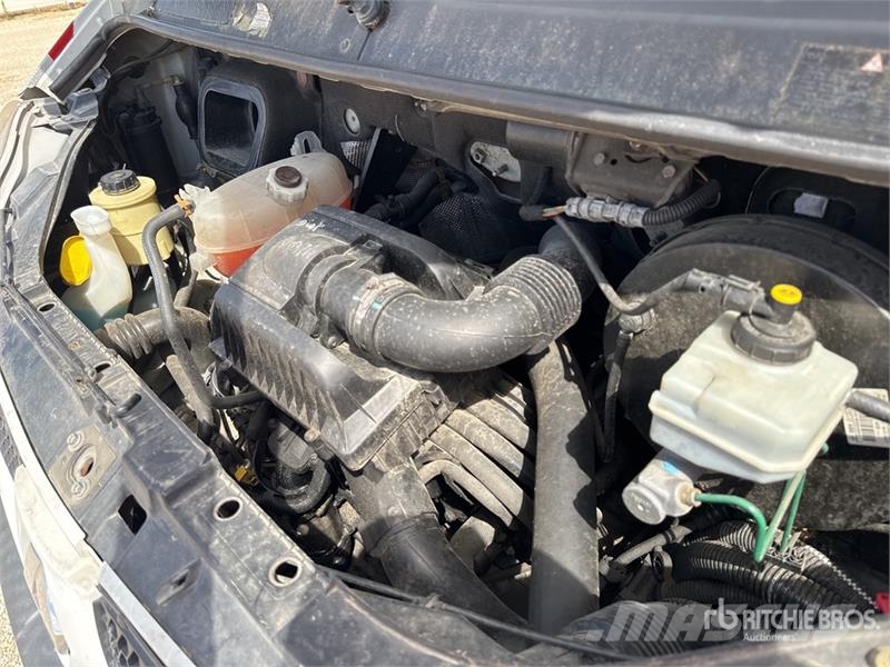 Renault Master DCI120 Vehicule Utilitaire Cargo Van (Inope شاحنة مقفلة