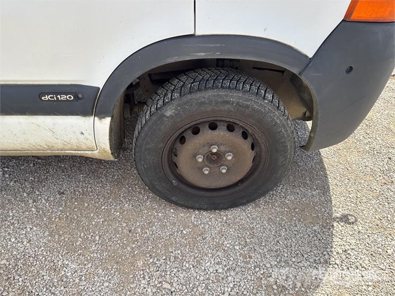 Renault Master DCI120 Vehicule Utilitaire Cargo Van (Inope شاحنة مقفلة