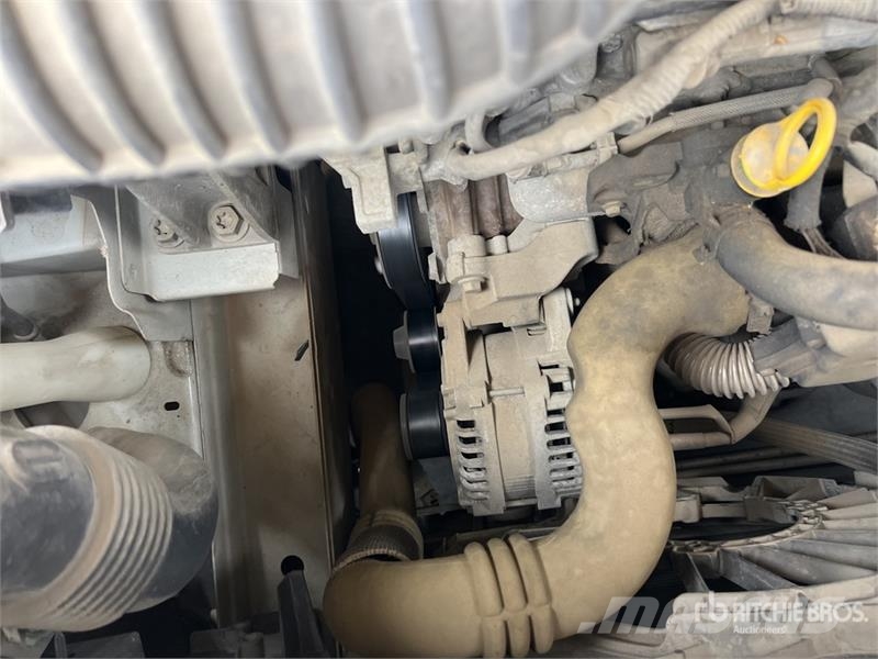 Renault Master dCi125 Vehicule Utilitaire Cargo Van شاحنة مقفلة