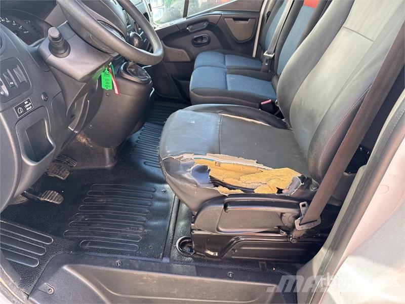 Renault Master dCi125 Vehicule Utilitaire Cargo Van Dodávky