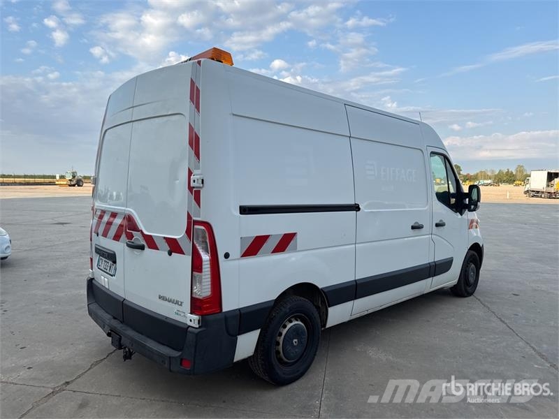 Renault Master dCi125 Vehicule Utilitaire Cargo Van Dodávky