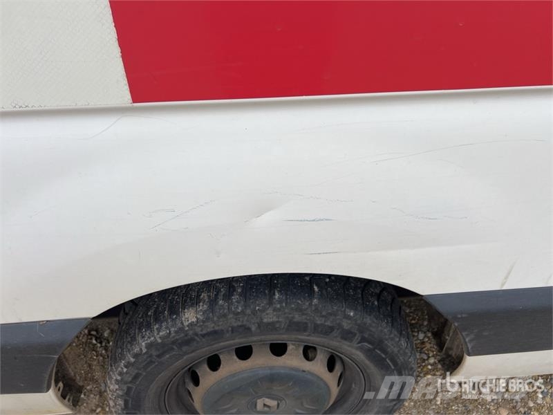 Renault Master dCi125 Vehicule Utilitaire Cargo Van شاحنة مقفلة