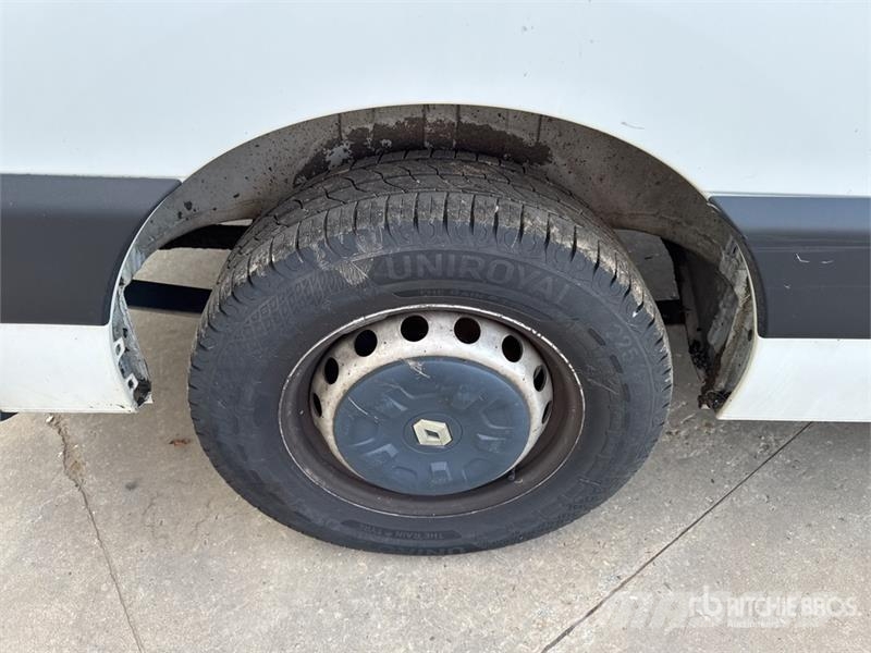 Renault Master dCi125 Vehicule Utilitaire Cargo Van Dodávky
