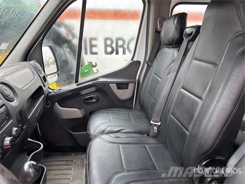 Renault Master dCi125 Vehicule Utilitaire Cargo Van Dodávky