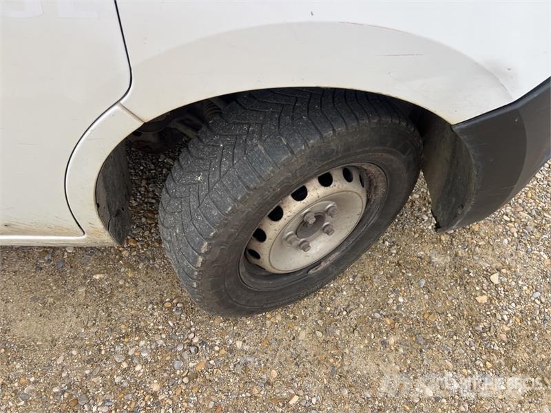 Renault Master dCi125 Vehicule Utilitaire Cargo Van شاحنة مقفلة