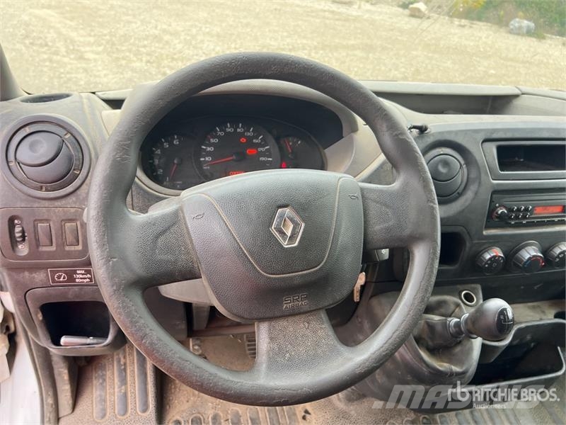 Renault Master dCi125 Vehicule Utilitaire Cargo Van شاحنة مقفلة