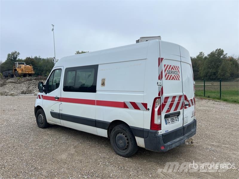 Renault Master dCi125 Vehicule Utilitaire Cargo Van شاحنة مقفلة