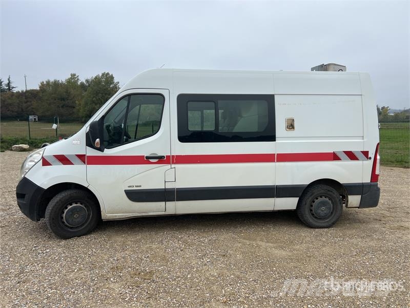 Renault Master dCi125 Vehicule Utilitaire Cargo Van شاحنة مقفلة
