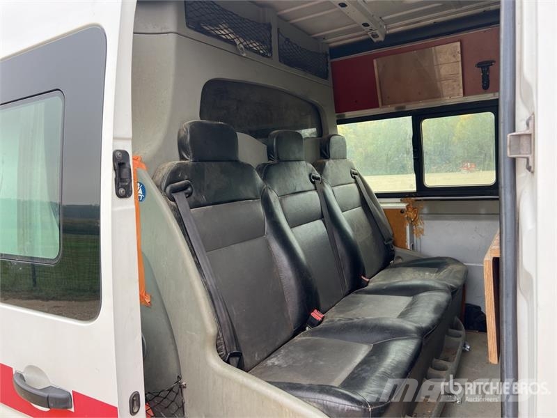 Renault Master dCi125 Vehicule Utilitaire Cargo Van شاحنة مقفلة