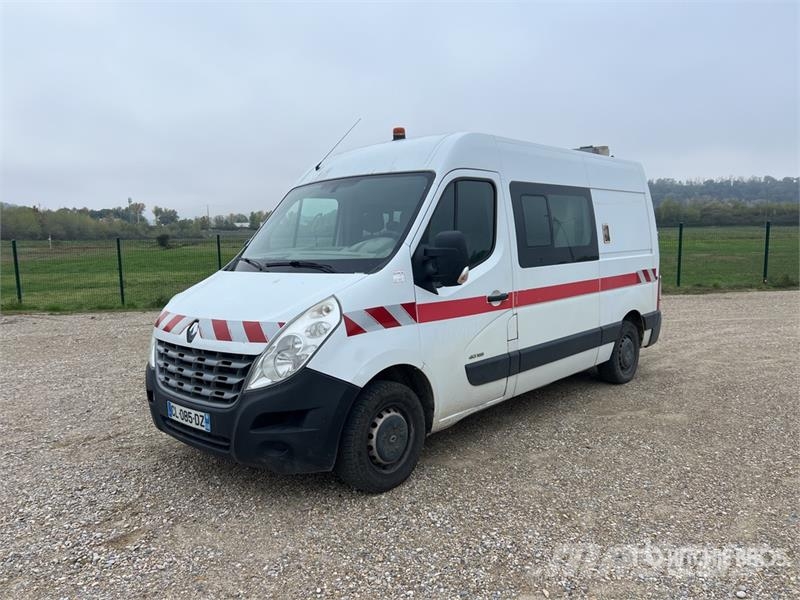 Renault Master dCi125 Vehicule Utilitaire Cargo Van شاحنة مقفلة
