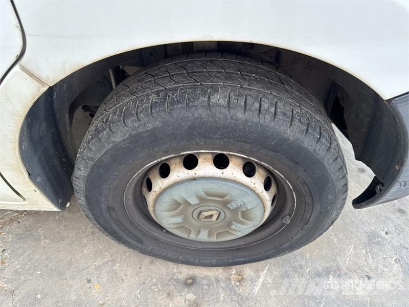 Renault Master L2 TP3 Camion Benne Dump Truck 덤프 트럭