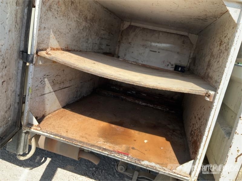 Renault Maxity 130DXI 4x2 Crew Cab Camion Benne Dump Truck Kipper