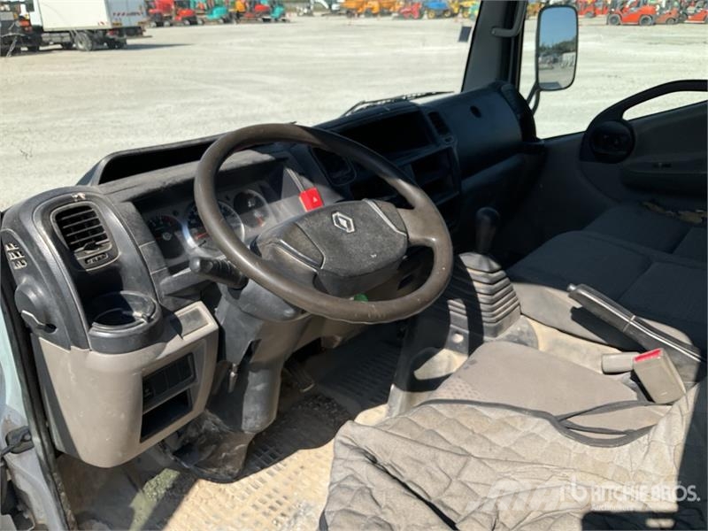 Renault Maxity 130DXI 4x2 Crew Cab Camion Benne Dump Truck Kipper