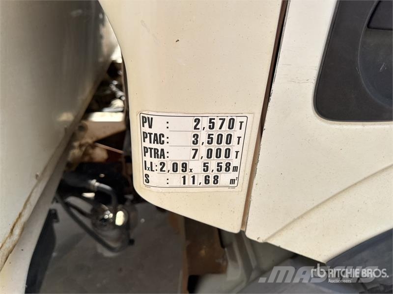 Renault Maxity 140 DXi Camion Benne Dump Truck Lastbiler med tip