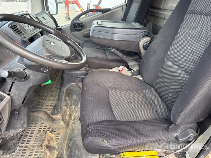 Renault Maxity 140 DXi Camion Benne Dump Truck Lastbiler med tip