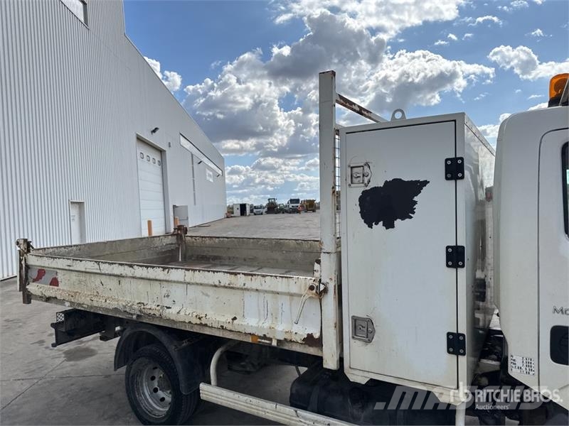 Renault Maxity 140 DXi Camion Benne Dump Truck Lastbiler med tip