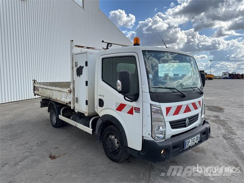 Renault Maxity 140 DXi Camion Benne Dump Truck Lastbiler med tip