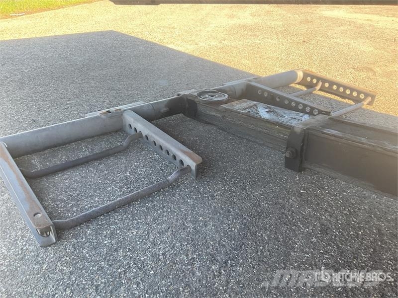 Renault MDA3C 4x2 Crane Tow Truck Carroattrezzi