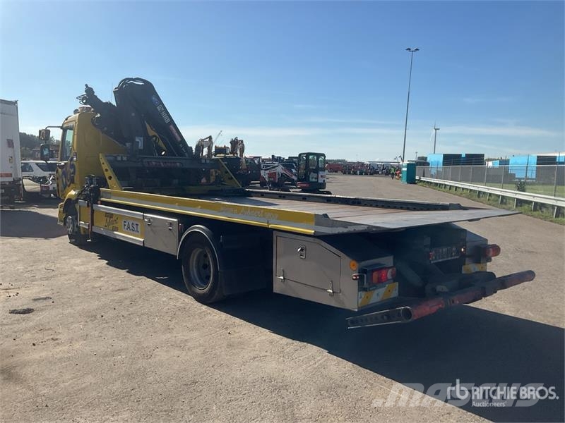 Renault MDA3C 4x2 Crane Tow Truck Carroattrezzi