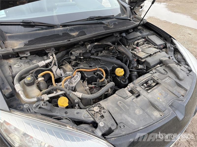 Renault Megane Automobile (Inoperable) Automobili