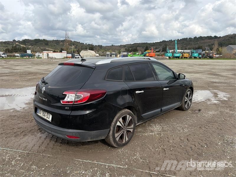 Renault Megane Automobile (Inoperable) Automobili