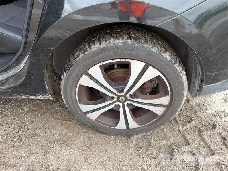 Renault Megane Automobile (Inoperable) Automobili
