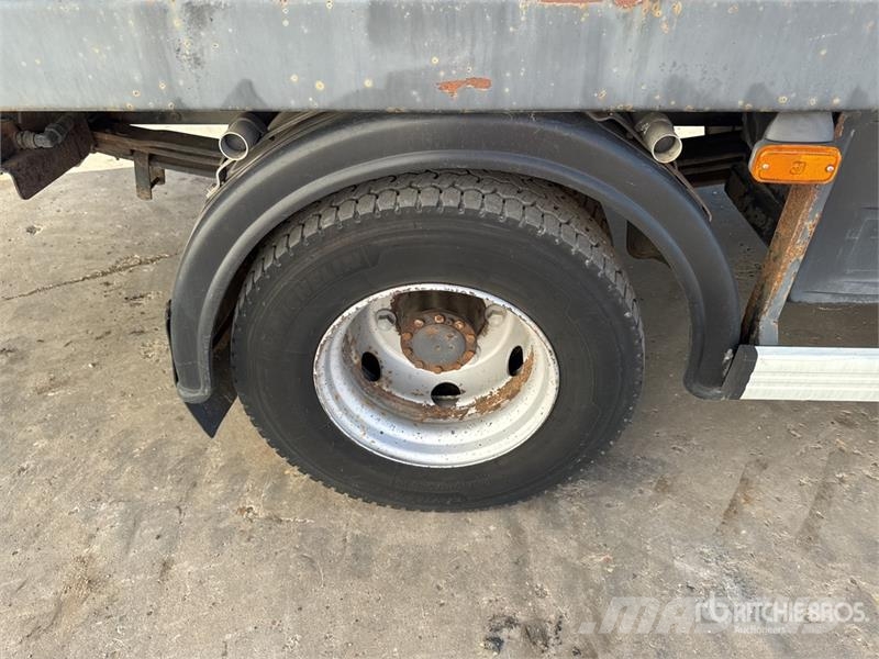 Renault Midlum 220 dCi 4x2 Camion Plateau Flatbed Truck Madelautod