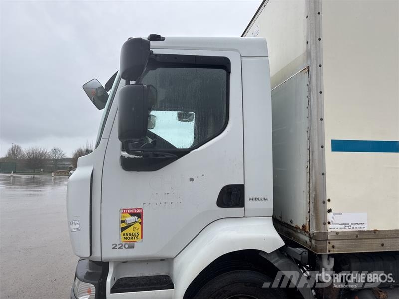 Renault Midlum 220 DXi 4x2 Van Truck Camiones caja cerrada