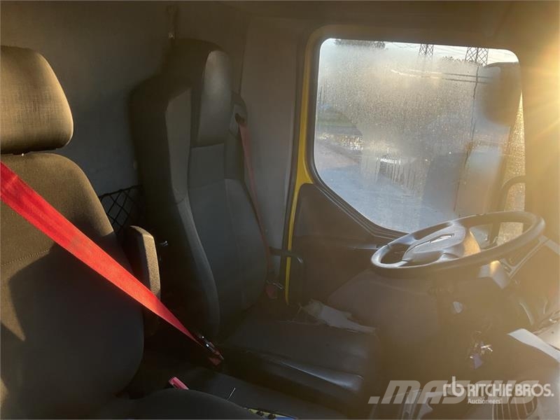 Renault Midlum 4x2 Crane Tow Truck Puksiirid