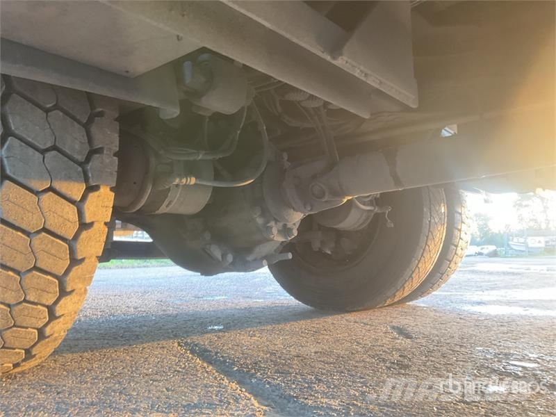 Renault Midlum 4x2 Crane Tow Truck Puksiirid