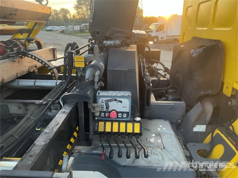 Renault Midlum 4x2 Crane Tow Truck Puksiirid