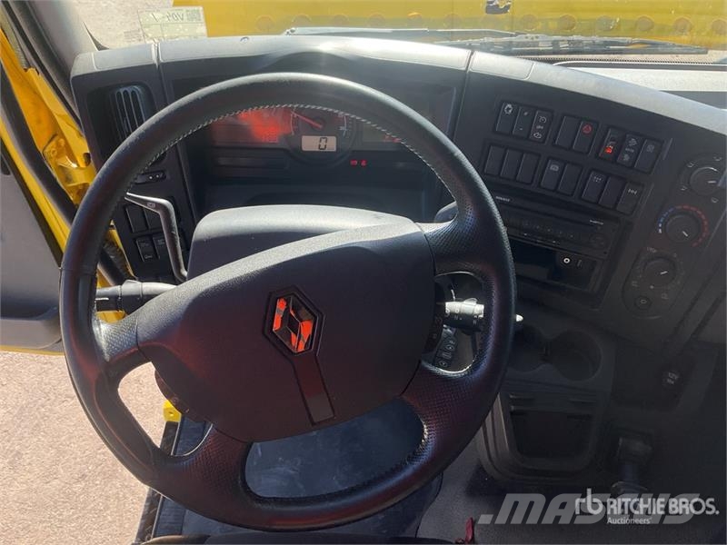 Renault Midlum 4x2 Crane Tow Truck Sleepwagens