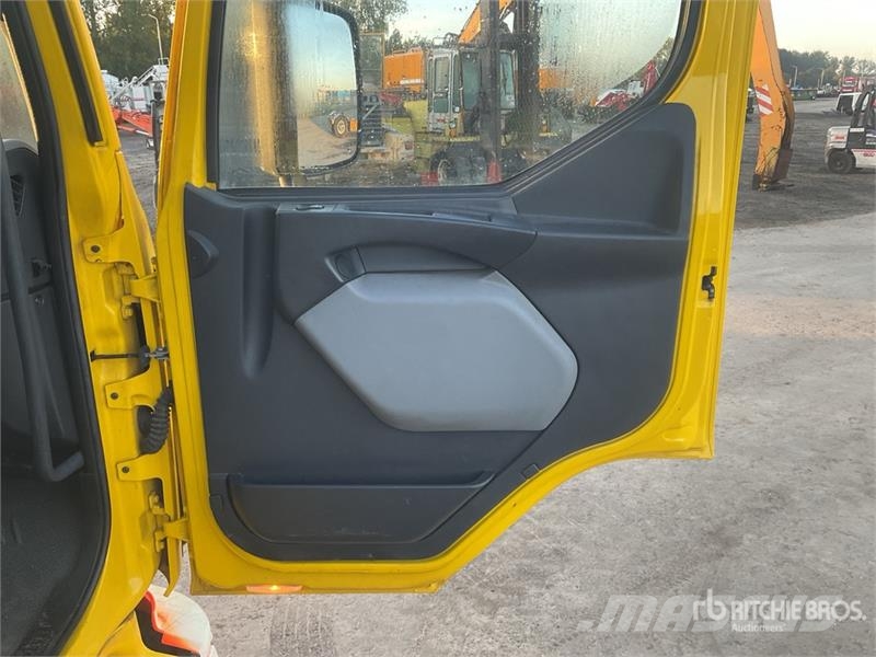 Renault Midlum 4x2 Crane Tow Truck Puksiirid