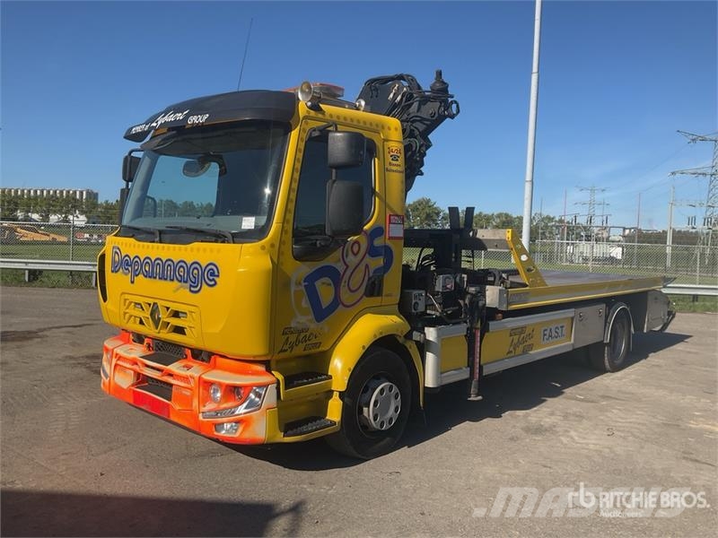 Renault Midlum 4x2 with Crane Tow Truck Bergungsfahrzeuge
