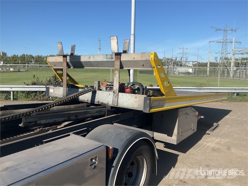 Renault Midlum 4x2 with Crane Tow Truck Bergungsfahrzeuge